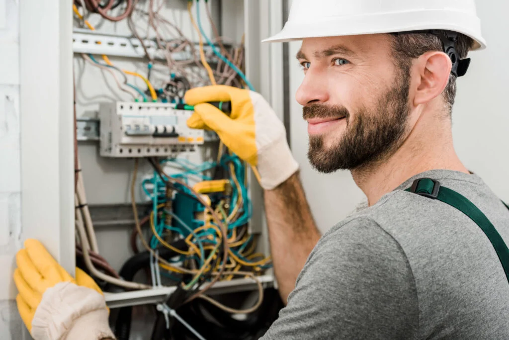 Elektrotechnik Siebert Frankfurt am Main, Bruchköbel und Hanau